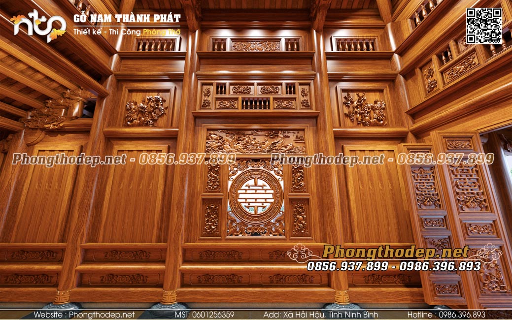 Phần vách đục chạm tinh xảo kết hợp cửa sổ chữ thọ đầy thẩm mỹ